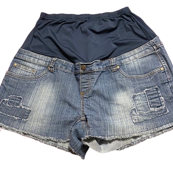 Oh! Mamma Maternity Full Panel Jean Shorts - Picture 1 of 6